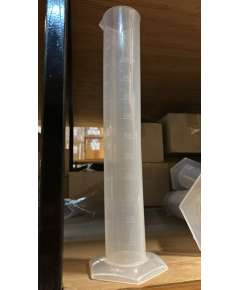 Plastic 500ml Measuring Cylinder