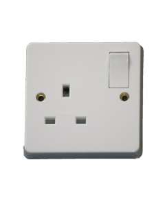 Carl and Gilberts 13A Single Socket