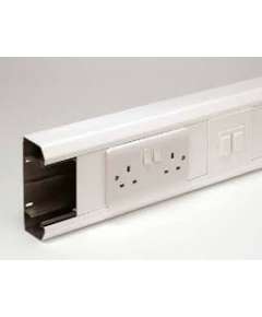 Metallic trunking  Knockout 100mm x 50mm