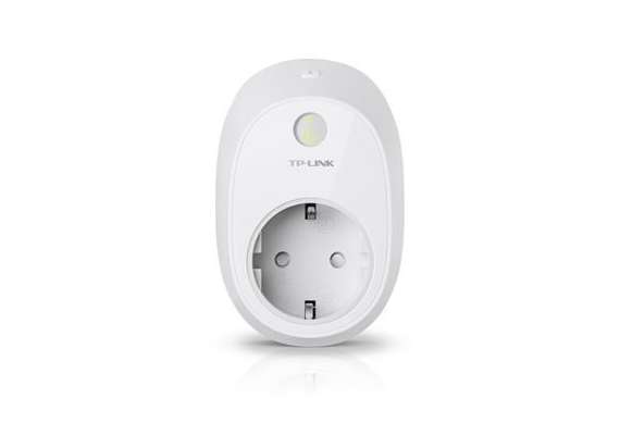 TP-LINK  HS110 Energy Monitoring White Wi-Fi Smart Plug
