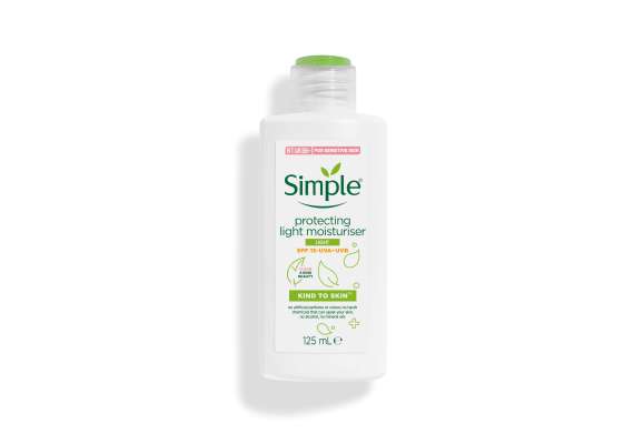 Simple Kind to Skin Protecting Light Moisturizer