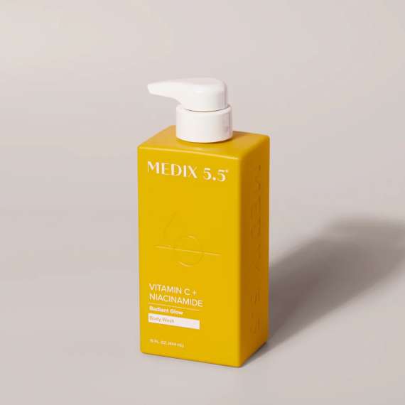 Medix 5.5 Vitamin C and Niacinamide Body Wash