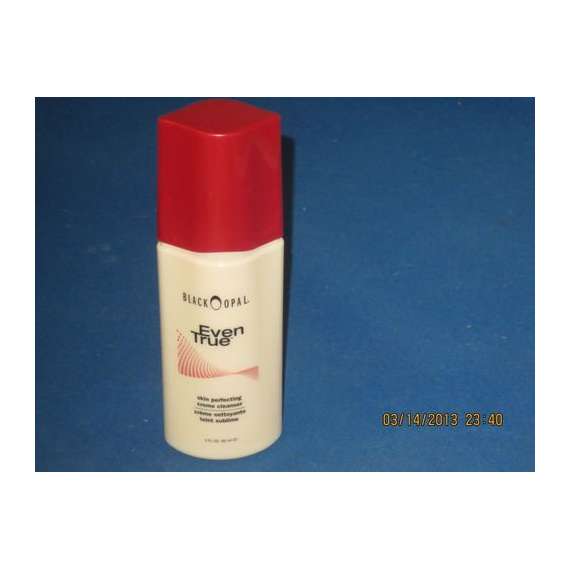Black Opal Even True Skin Perfecting Creme Cleanser
